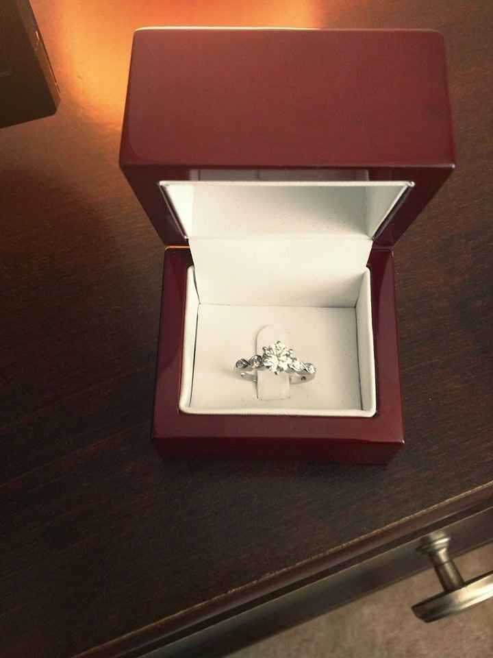 So sparkly....another ring thread.