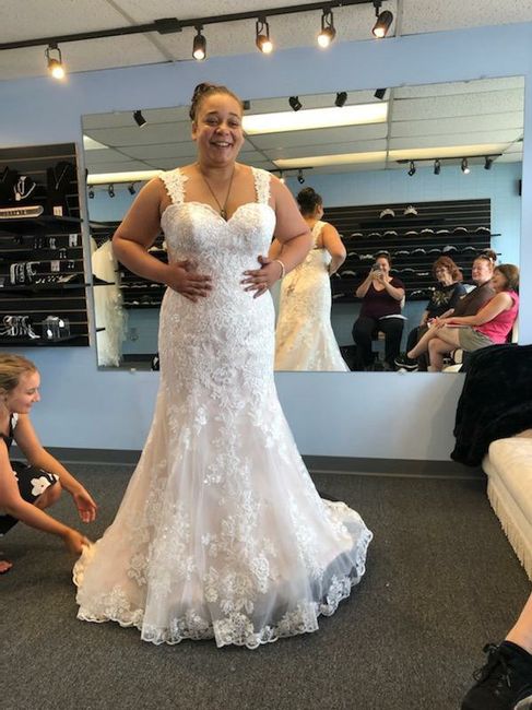 May 2020 brides show me that dress! 1