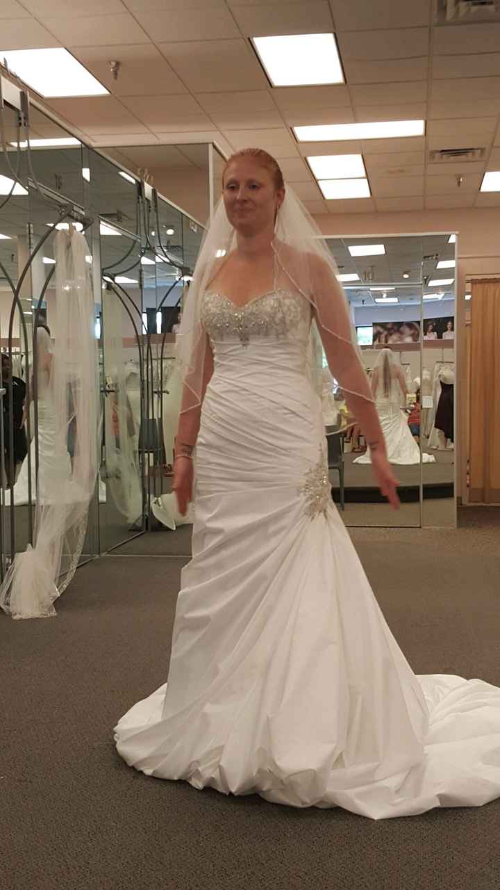 I said yes to the dress!!!!