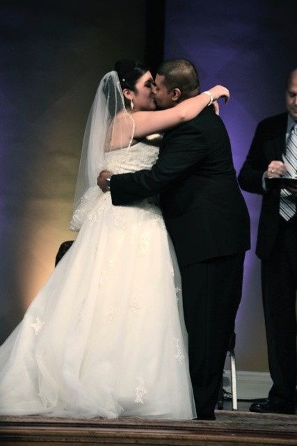 Back and Married!! *Pics included*