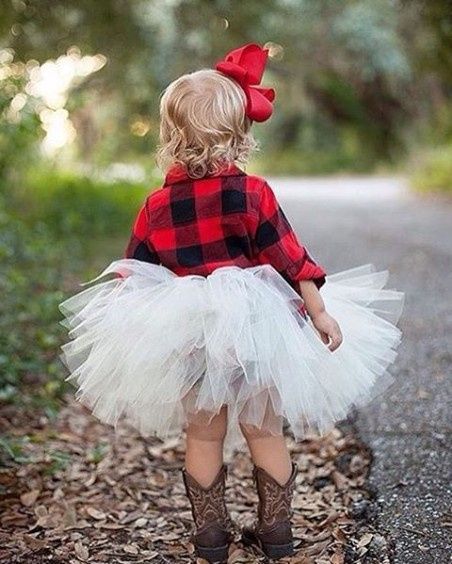The top to this we want to combine with the bottoms from the pic above. And this is our wedding patt