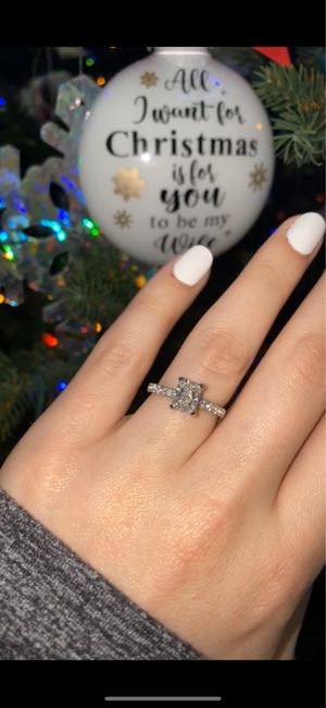 Brides of 2022! Show us your ring! 13