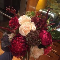 Dark Red/Burgundy/Crimson flowers