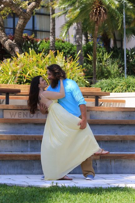 Engagement pictures are in :)