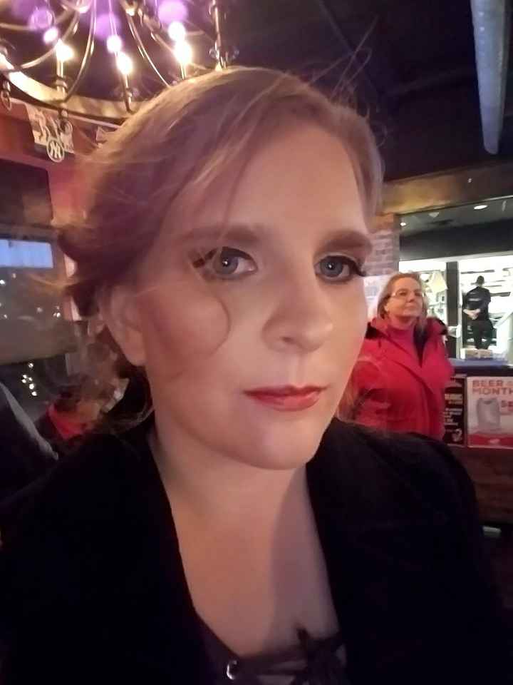 Best long- lasting lipstick - 1