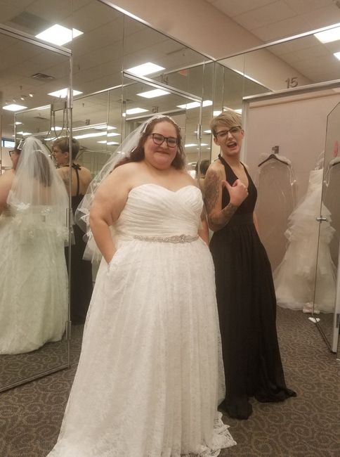 Where are all my “thicker” brides at? - 1