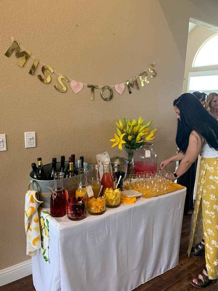 Mimosa Bar!