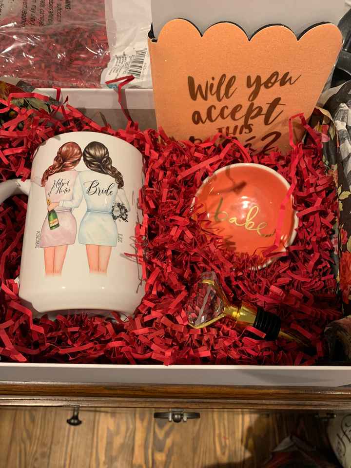 Asking bridal party with gifts - 1
