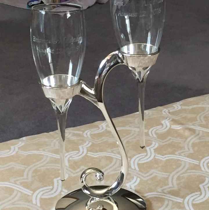 Toasting flutes