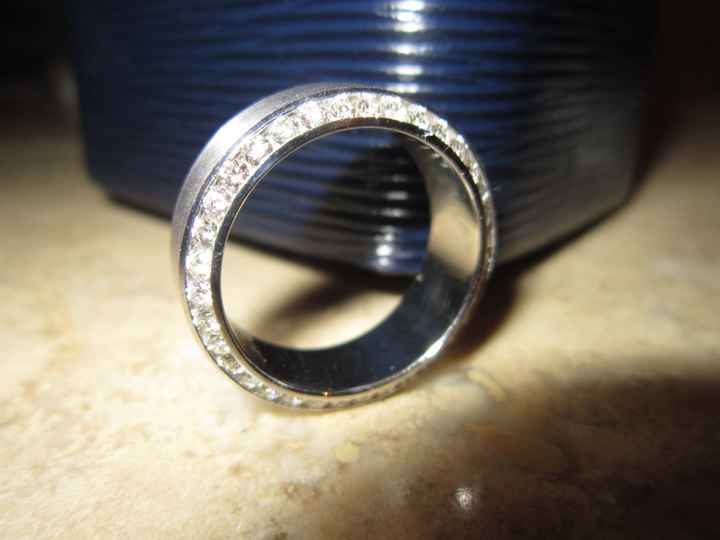 WEDDING BANDS HAVE ARRIVED!! Ladies let me see yours!!!!!!!! :))