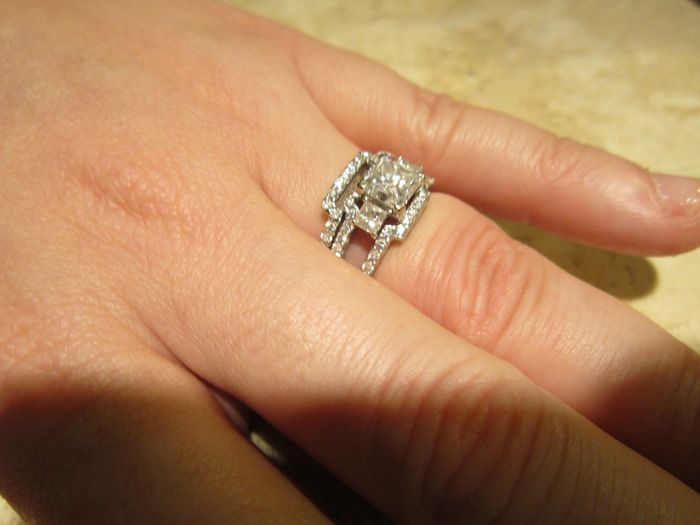 WEDDING BANDS HAVE ARRIVED!! Ladies let me see yours!!!!!!!! :))