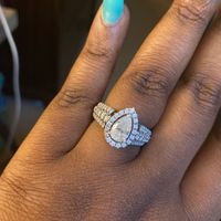 Brides of 2022! Show us your ring! - 1