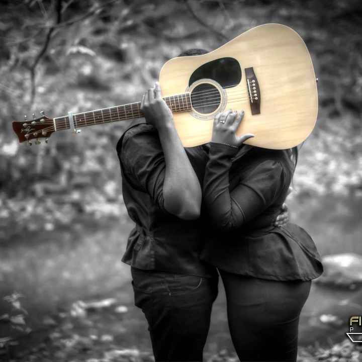 Show me... Your Favorite engagement photo shoot pictures!