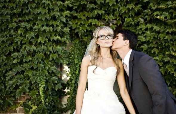 To wear glasses or not to wear glasses... that is the question! Help!