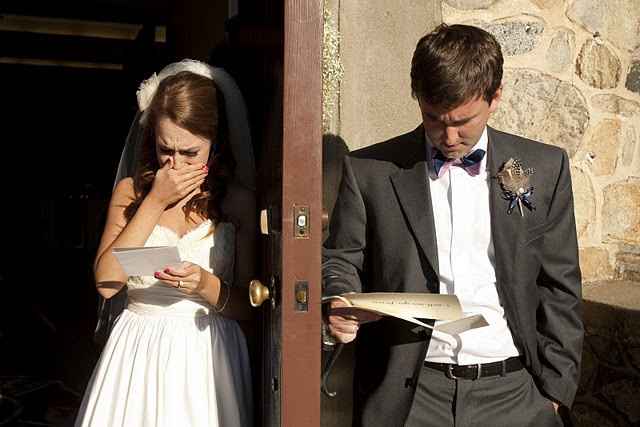 Show me your must-have wedding pictures! :)