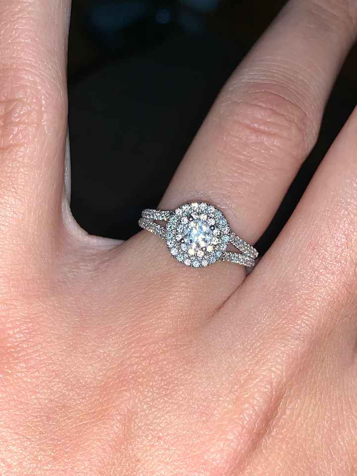 What shape is your engagement ring? 💍 - 1
