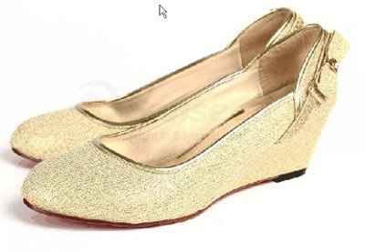 So frustrated!!!! Shoes are soo hard to find!