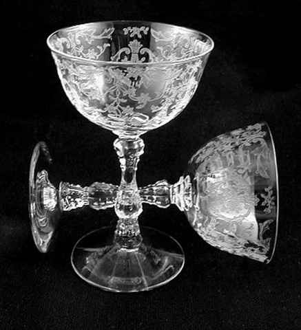 Show me your wedding flutes!