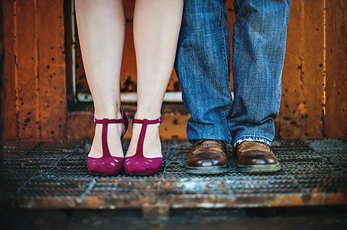 Vintage Trains Engagement Pics!