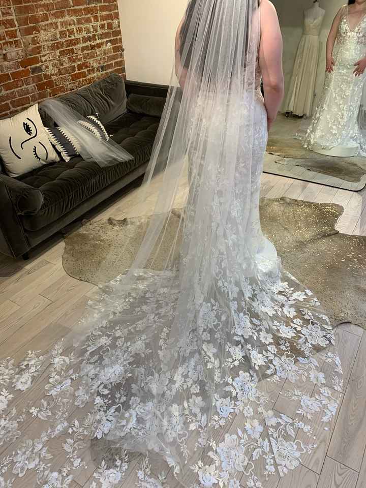 Feeling Down, Show me your dresses on you - 2