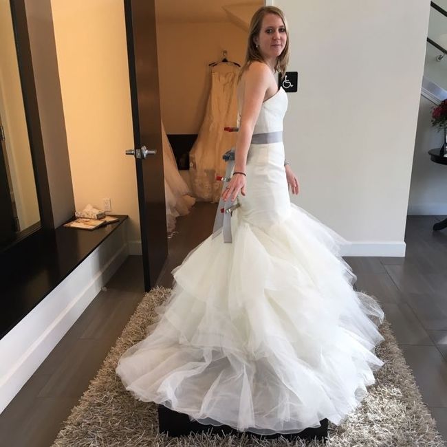 Show off your dress!!