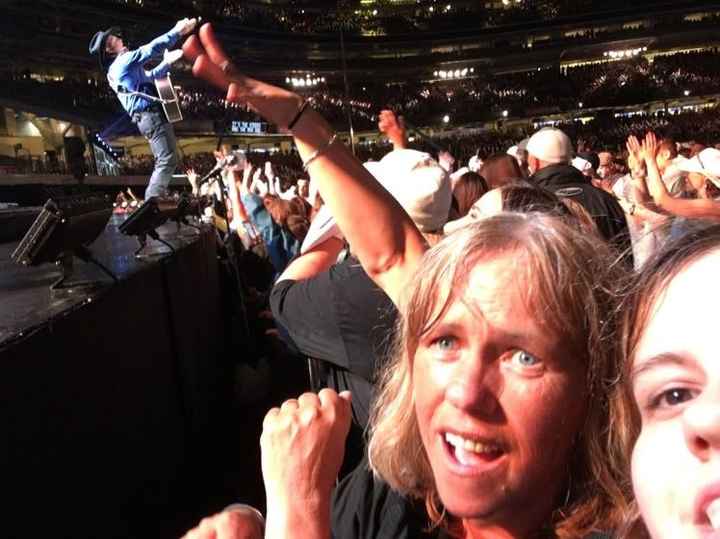 KWR: Show off Your Mother! (MOB/MOG)