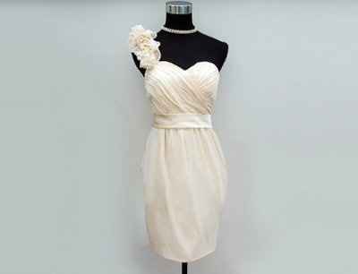 Engagement party finally booked! And other little accomplishments.