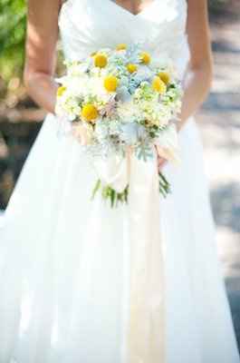 Brooch vs flower bouquet?