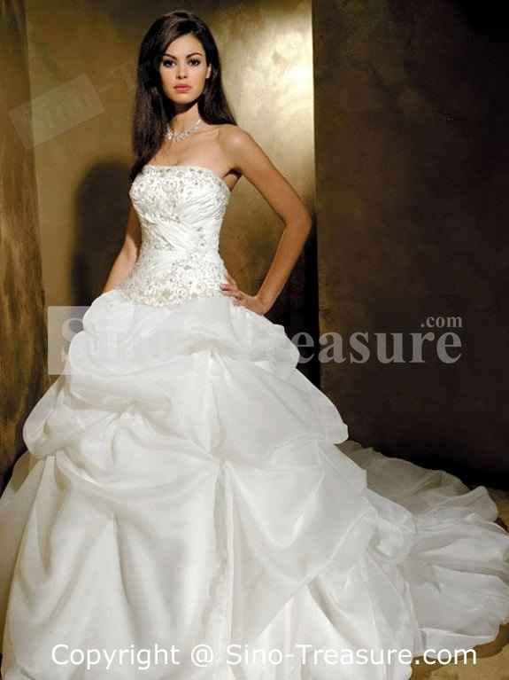 Show us your wedding dress