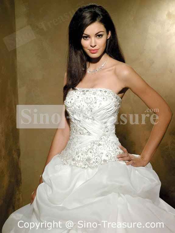 Show us your wedding dress