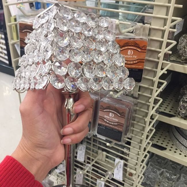 Where can I find these crystal globes ?