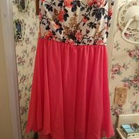 What did you wear in your engagement pictures and where did you get it??