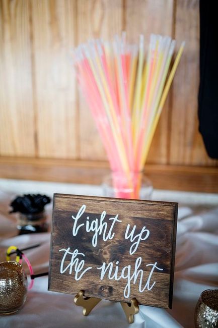 glow stick display2