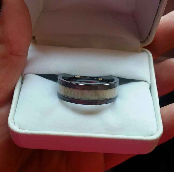FHs wedding band is here!