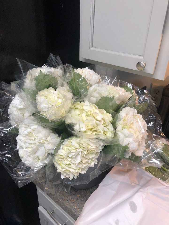 Sams Club Bulk Floral Total Review Delivery To Wedding Day Photos Included Weddings Do It Yourself Wedding Forums Weddingwire