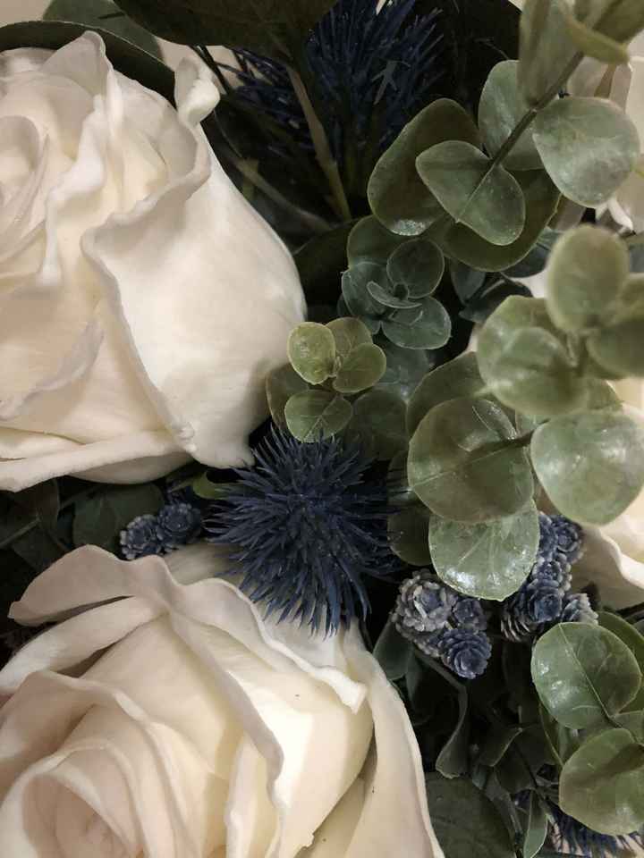 If anyone is curious about real vs. faux flowers...(pics attached) - 4