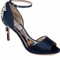 When did you buy your wedding shoes? - 1