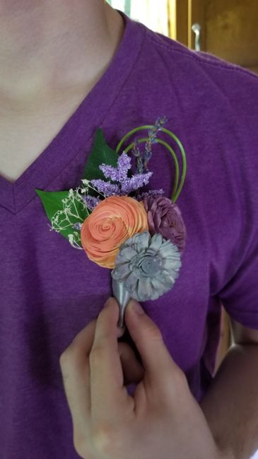 Bouquets and corsages and boutonnieres: Is anyone DIYing? - 3