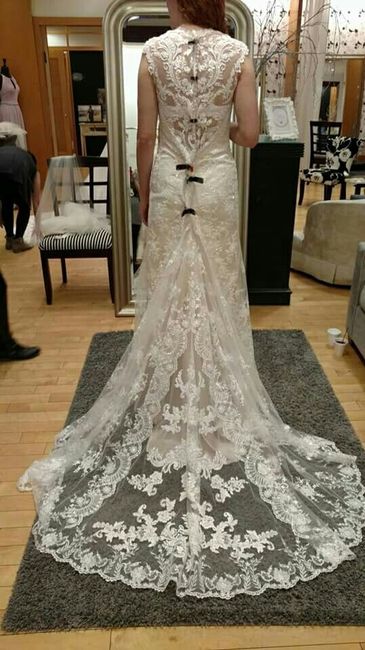 I need help to choose my dress!