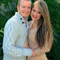 Selfie! I was wondering what you girls look like