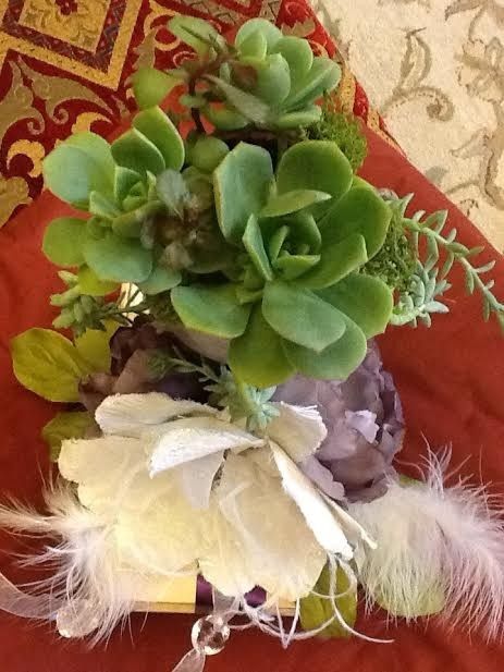 Single digit countdown for me! And my completed DIY centerpieces *pics*
