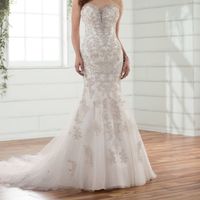 Dress too much bling ?