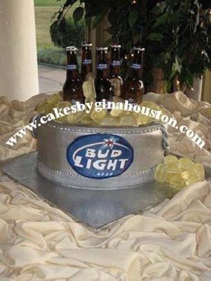 Does you FH have a Groom Cake? (Pics)