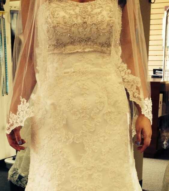 Need help - immediately!!! Wedding dress