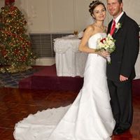 Lets see those dresses ladies!!!