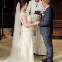 Hairstyles with a cathedral veil?