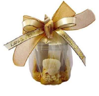 Web shopping for wedding favors
