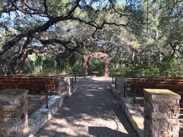 Rep your wedding venue