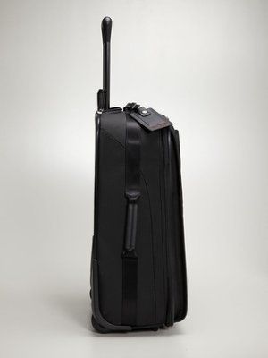NWR about the luggage post last week! HELP! Don't know what to do!