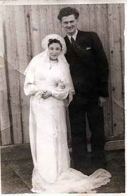 Last Post today I swear - A wedding dress story - Very touching *Long*